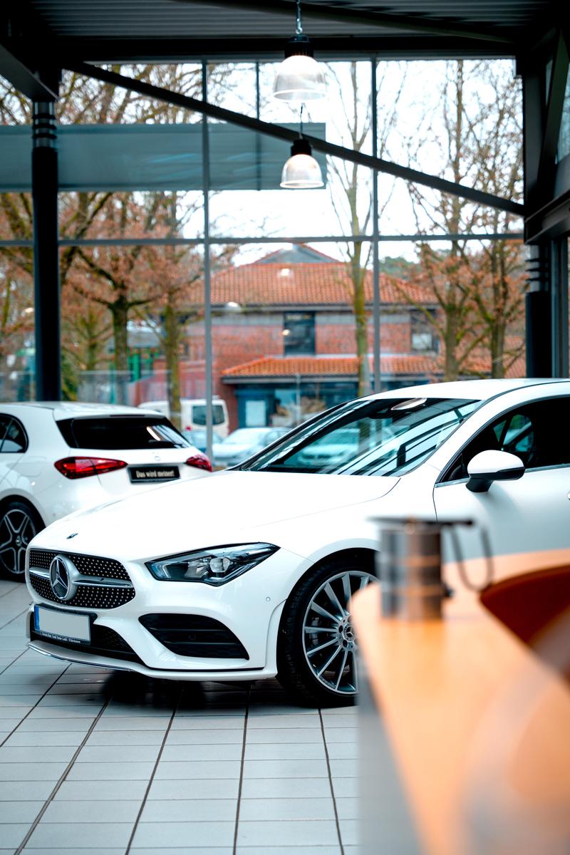 showroom-image-top