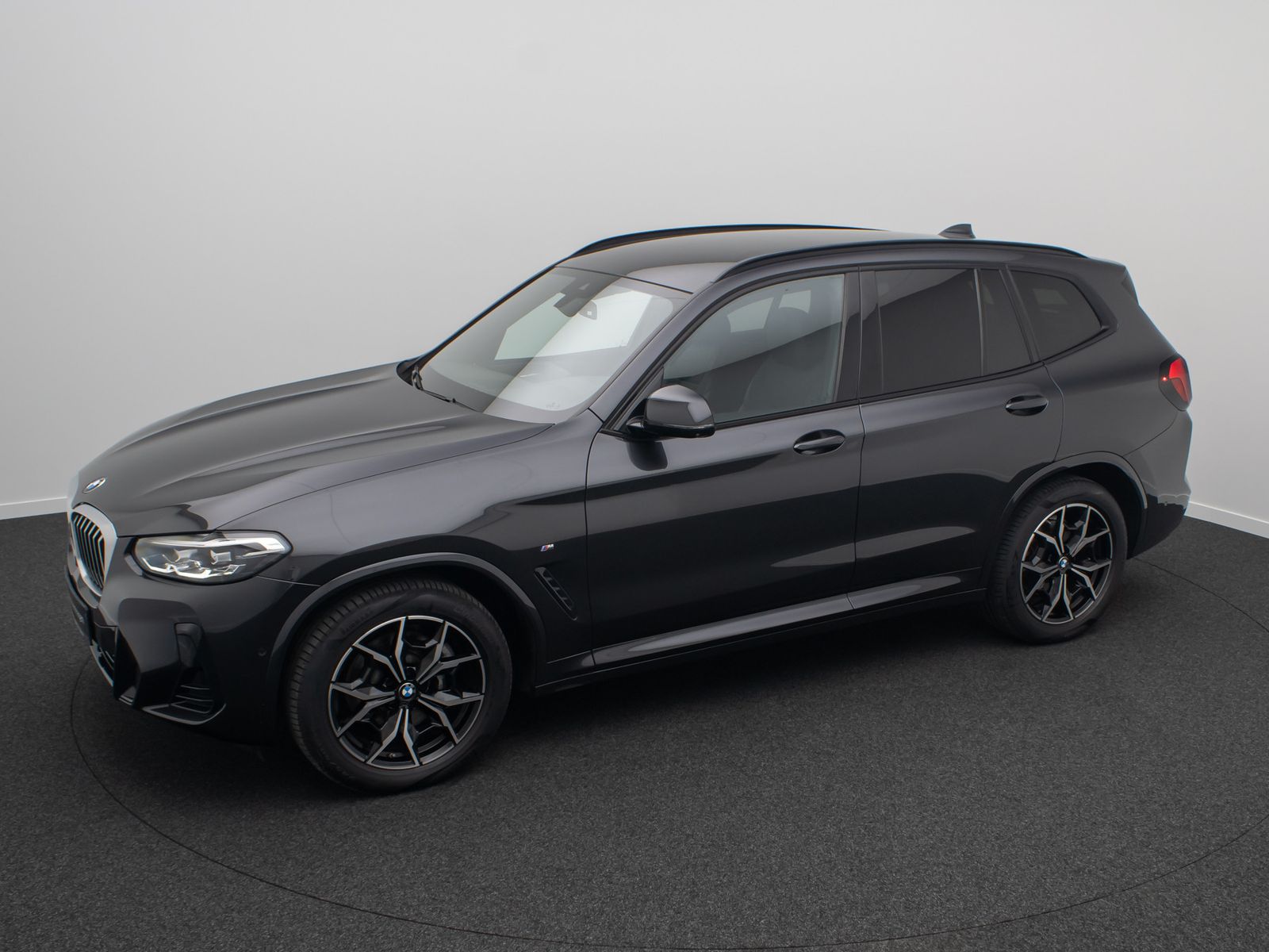 Fahrzeugabbildung BMW X3 xD30d M Sport 360° DAB AHK Lenkradheizung 19"