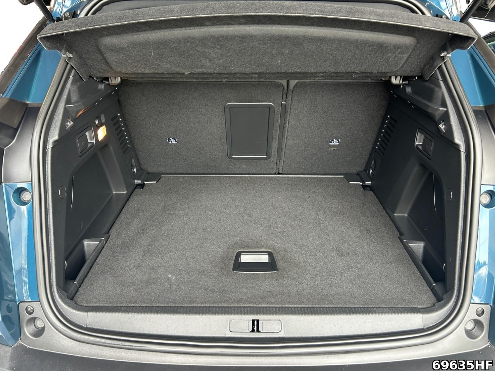 Fahrzeugabbildung Peugeot 3008 1.2 PureTech 130 Allure Pack (EURO 6d)