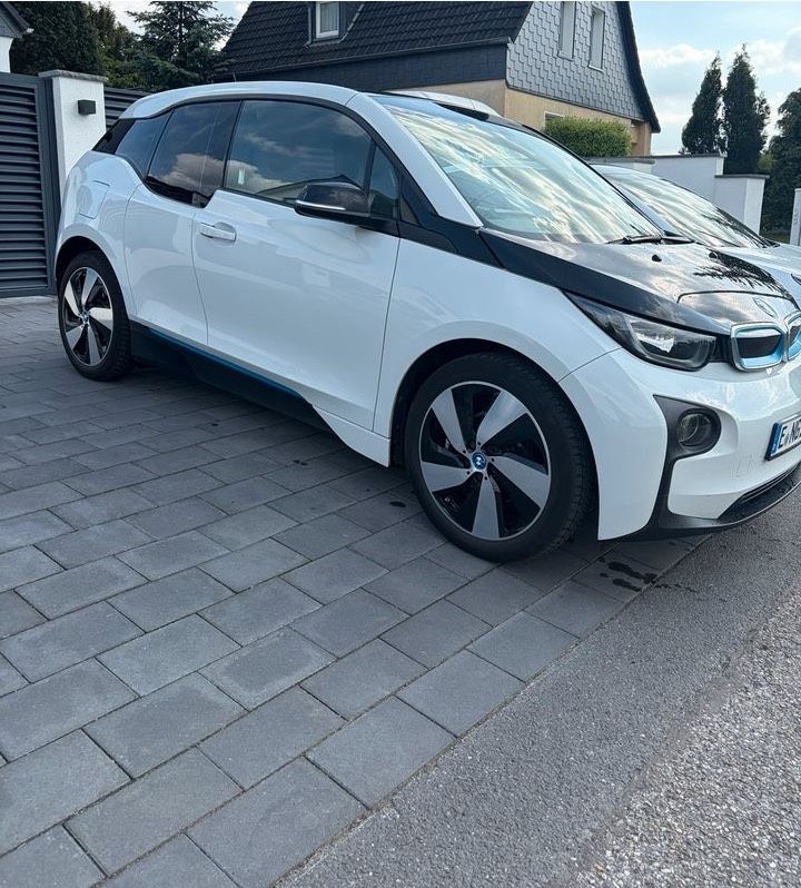 BMW BMW I3 94 Ah Bj 2017  Navi 19 Tüv Neu 