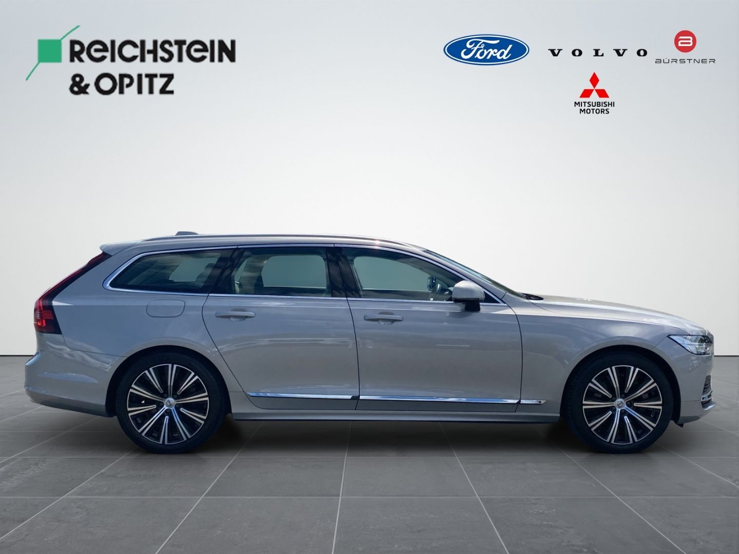 Volvo V90 Kombi Core Recharge Plug-In Hybrid AWD foto 5