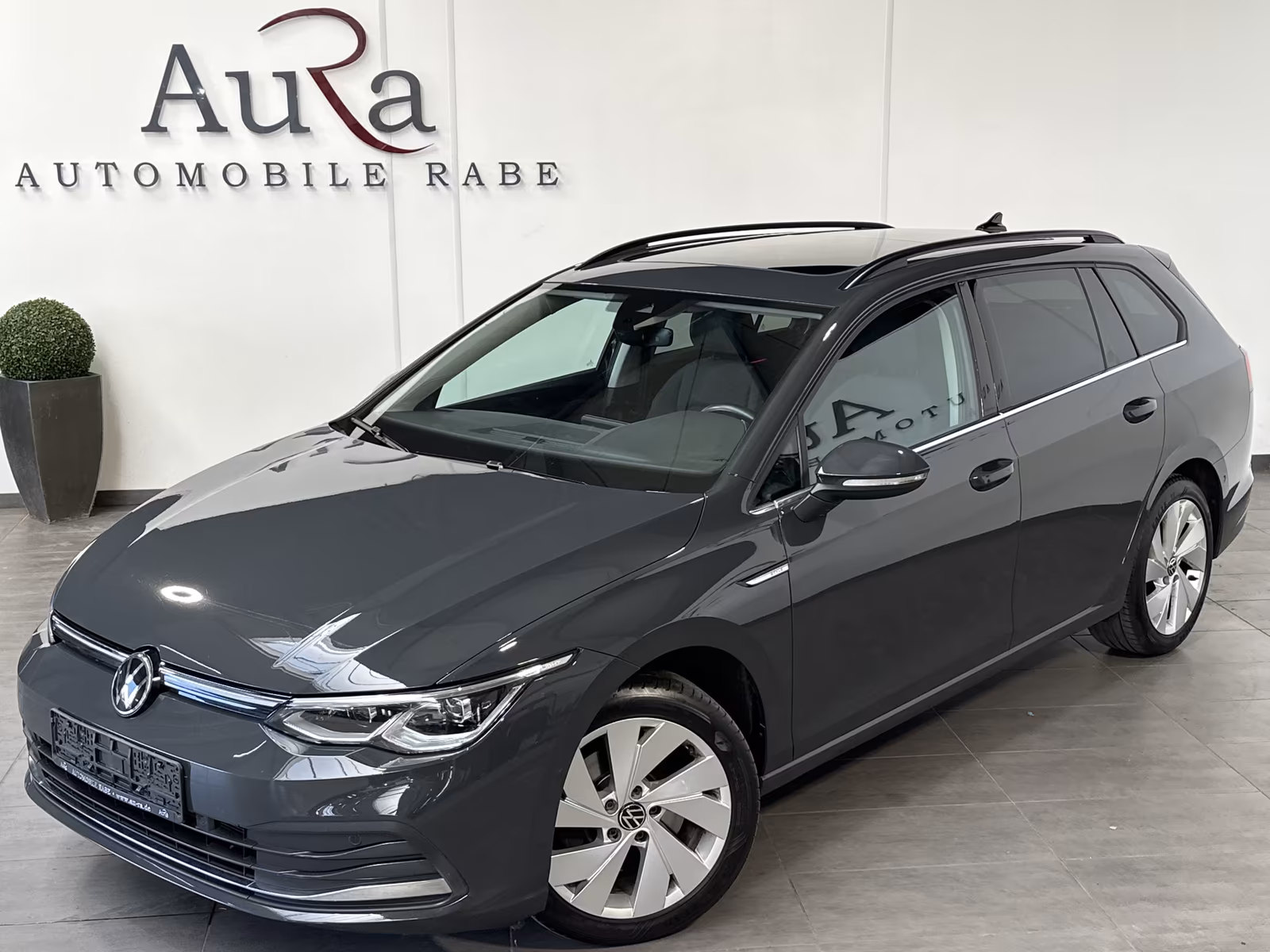 Volkswagen Golf Variant 2.0 TDI DSG Style NAV+LED+PANO+VCOC