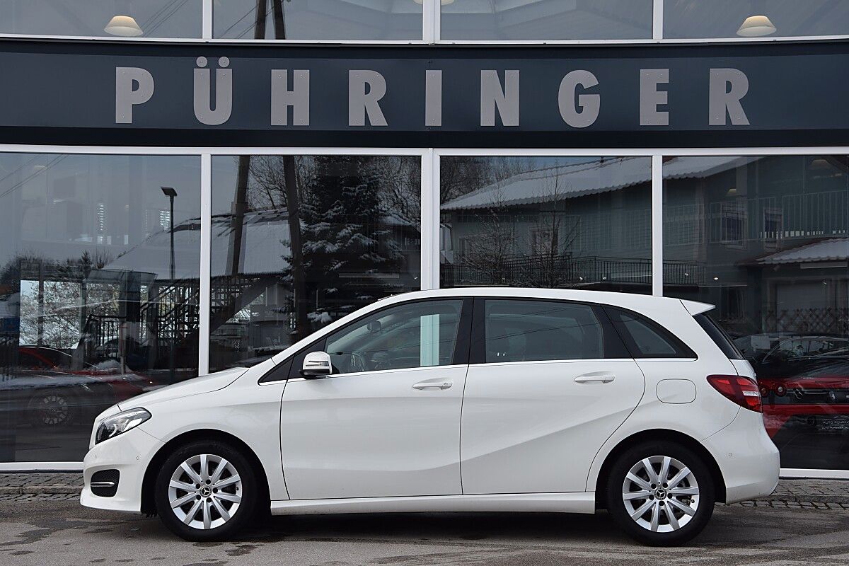 MERCEDES-BENZ B 180 d Aut. *Style-Paket*