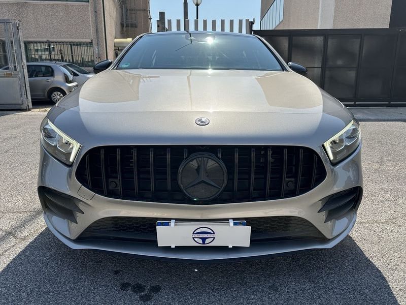 Mercedes-Benz Classe A A 220 d Automatic Premium imagem 2