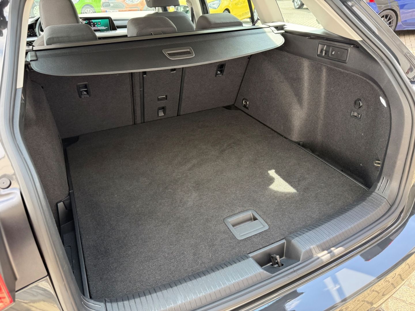 VW Golf Life eTSI 1.5 Mildhybrid EU6d VIII - Image 22