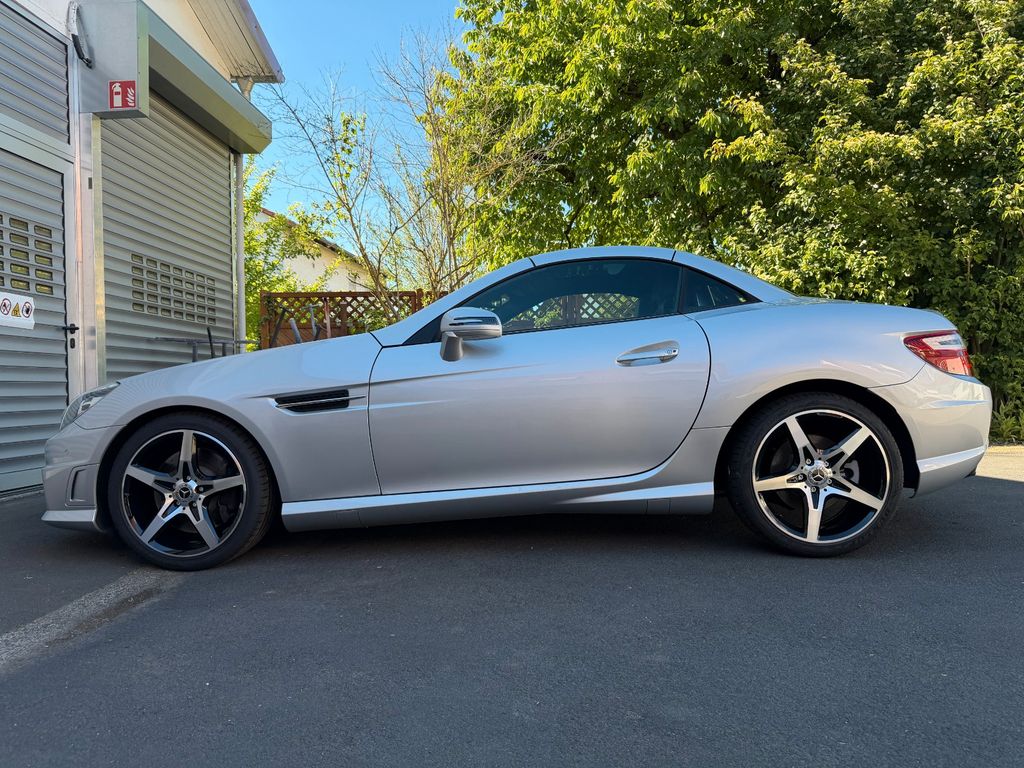 Mercedes-Benz SLK 250
