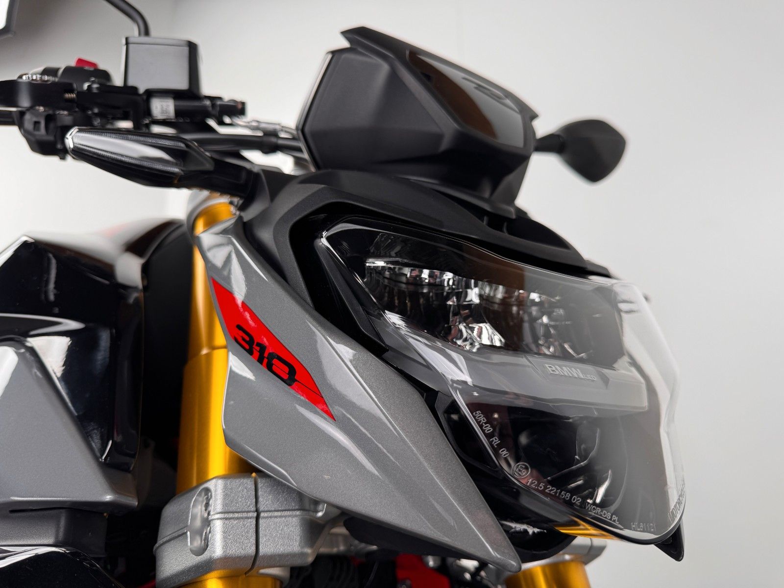 Fahrzeugabbildung BMW G310 R *NEUWERTIGER ZUSTAND