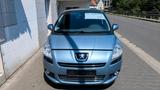 Peugeot 5008 1.6L THP Turbo 7 Sitzer 156PS - gebrauchte Peugeot 5008 aus dem Jahr 2009