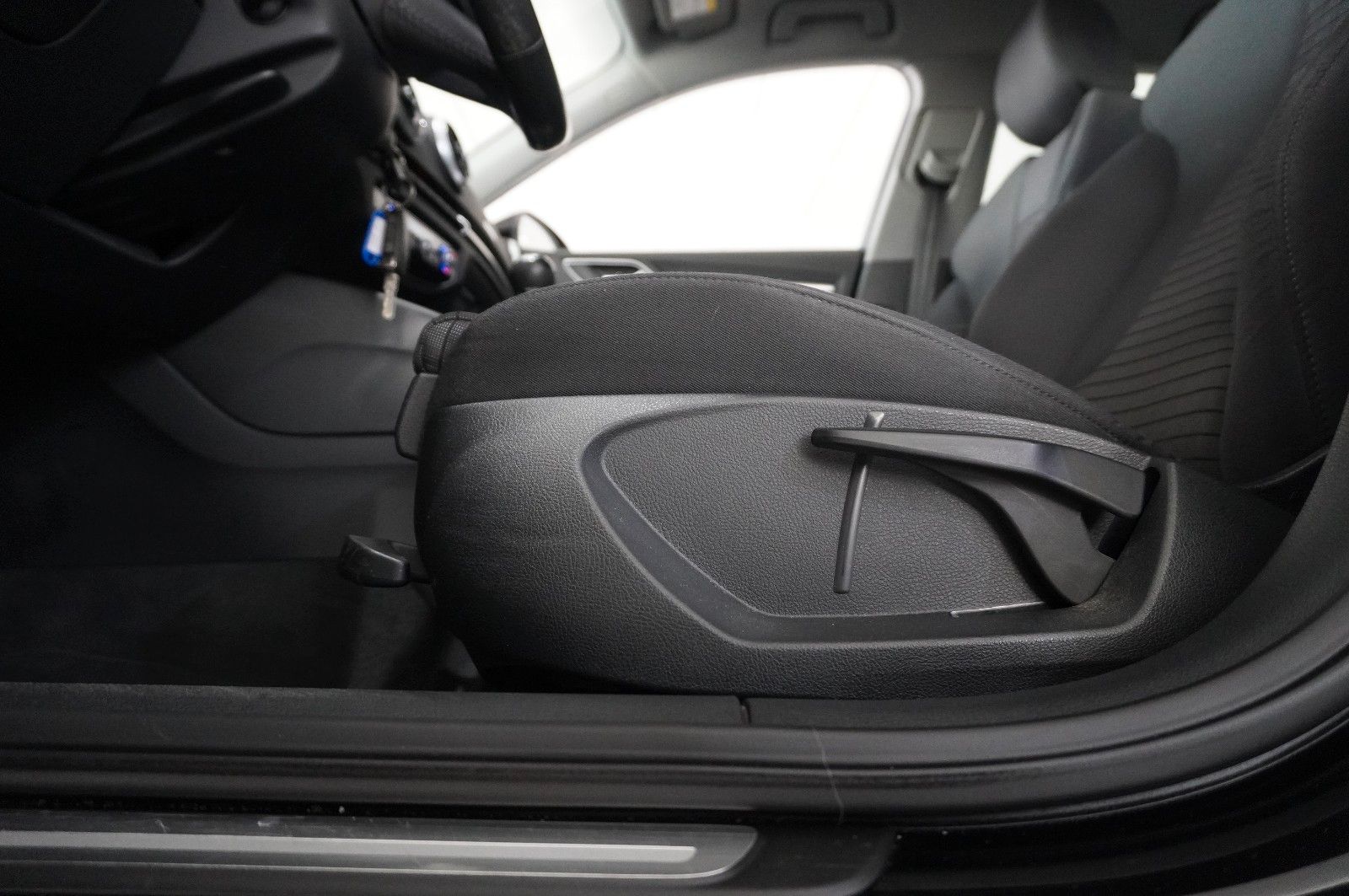 Fahrzeugabbildung Audi A3 Sportback 1.4 TFSI SPORT NAVI/SH/BI-XENON/PDC