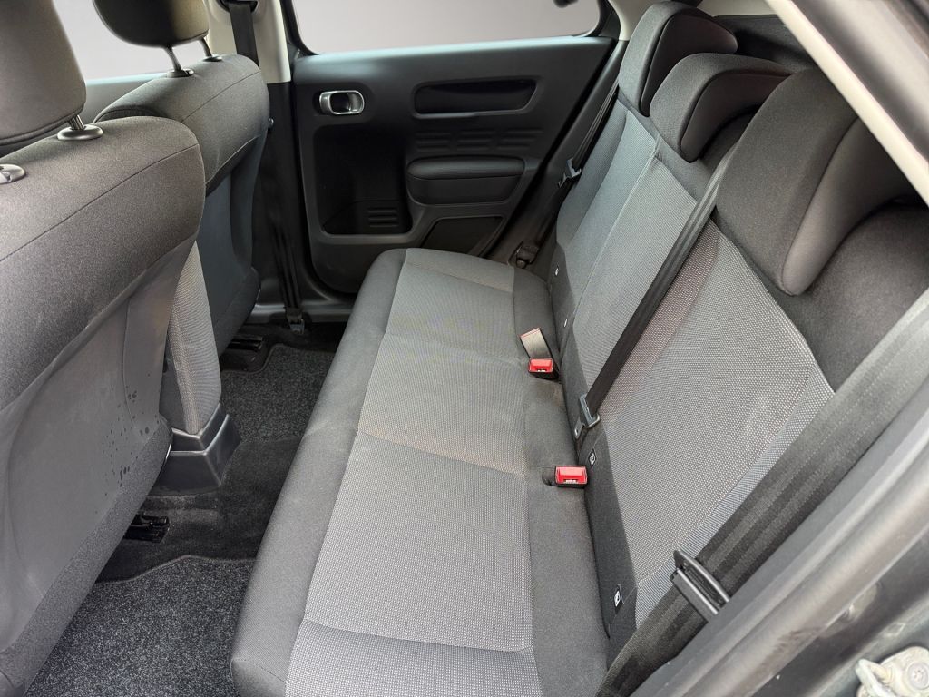 Fahrzeugabbildung Citroën C4 Cactus Selection PureTech 82 ETG