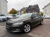 Skoda Superb Combi Style DSG 2.Hand*Kamera*Navi - Skoda Superb in Bochum