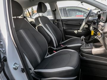 Hyundai i10 1.0 Trend Kamera Navi Spurhalteassistent