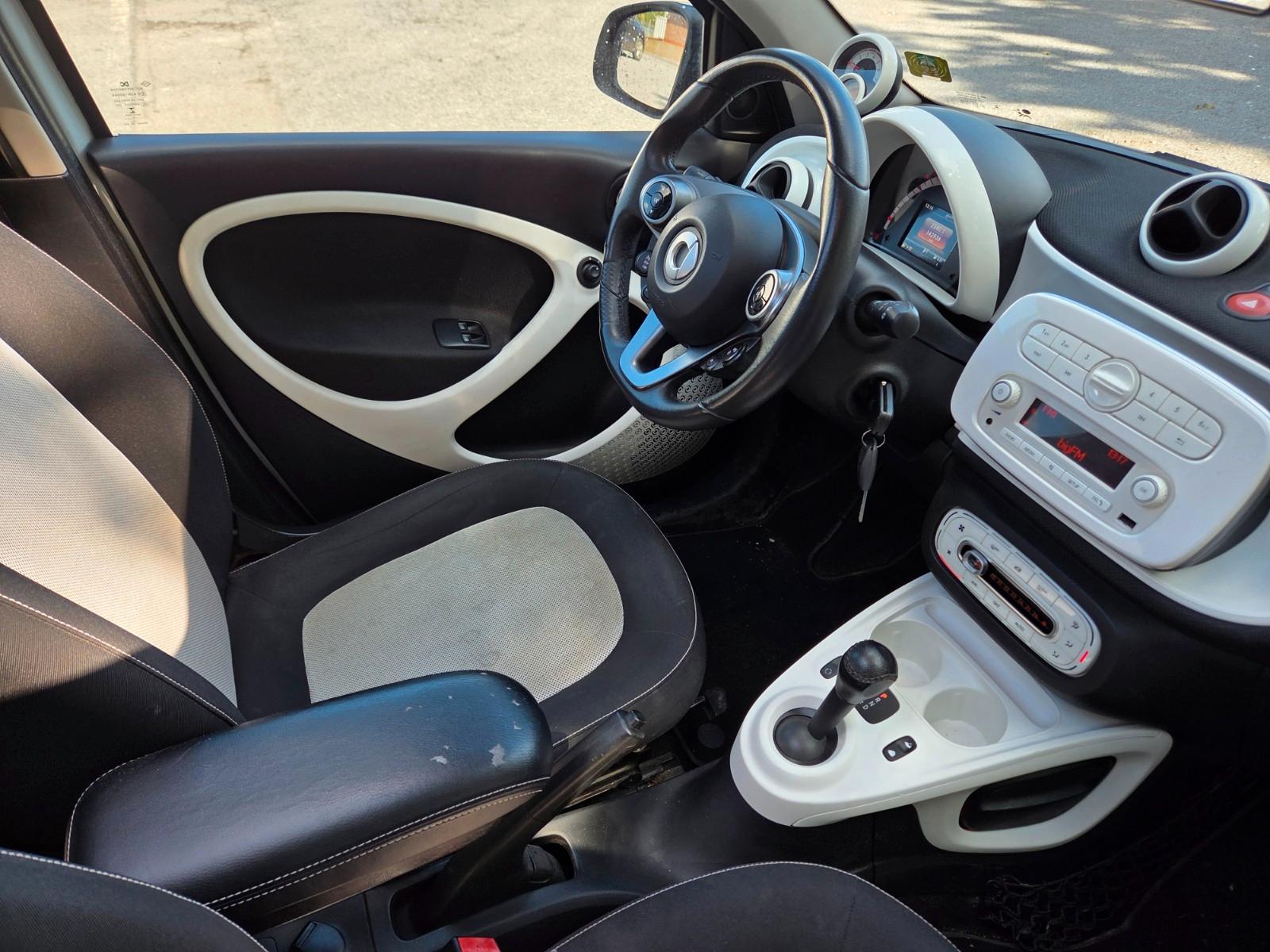 Smart ForFour Passion Twinamic Faltdach LED