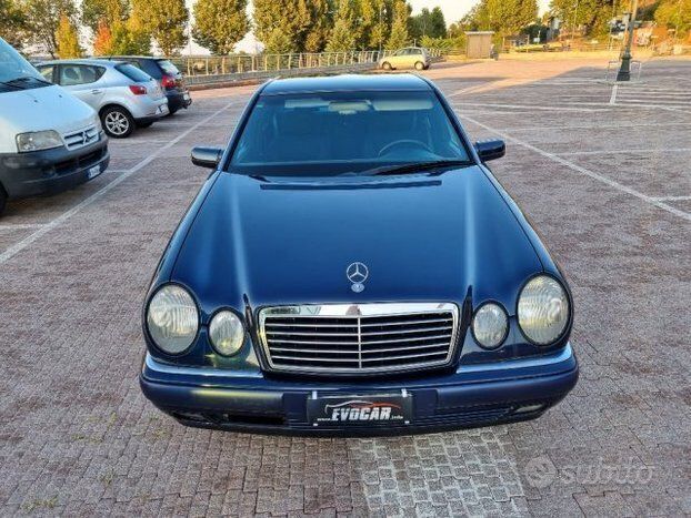 Mercedes-Benz Mercedes-benz E 200 mercedes e200 benzina '1996 