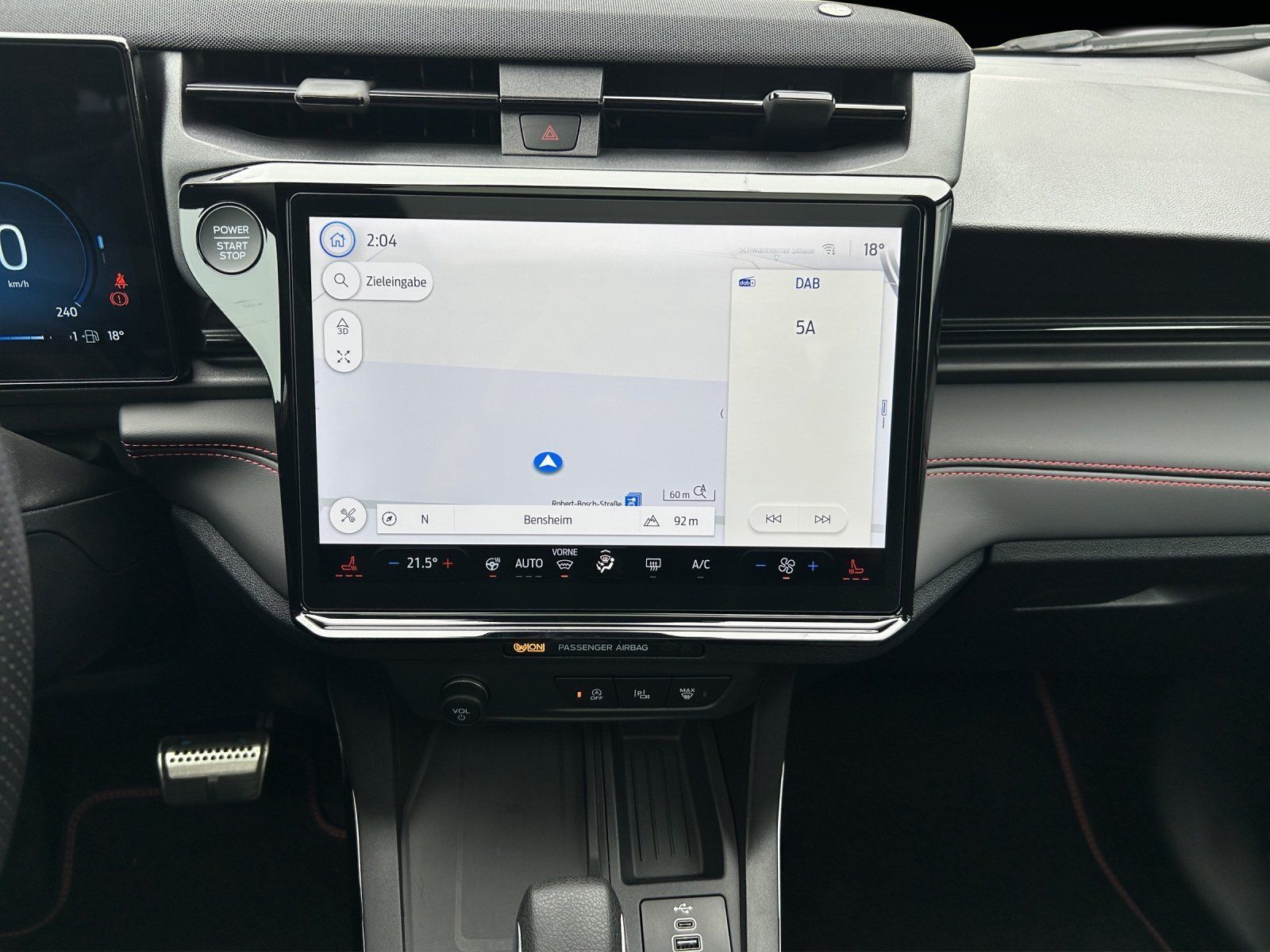 Fahrzeugabbildung Ford Puma 1.0 ST-Line X Aut./LED/ACC/360°/PANO/NAVI/