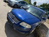 Volkswagen Vw Passat 2.0 Benzin - Volkswagen Passat aus 2005: Kombi