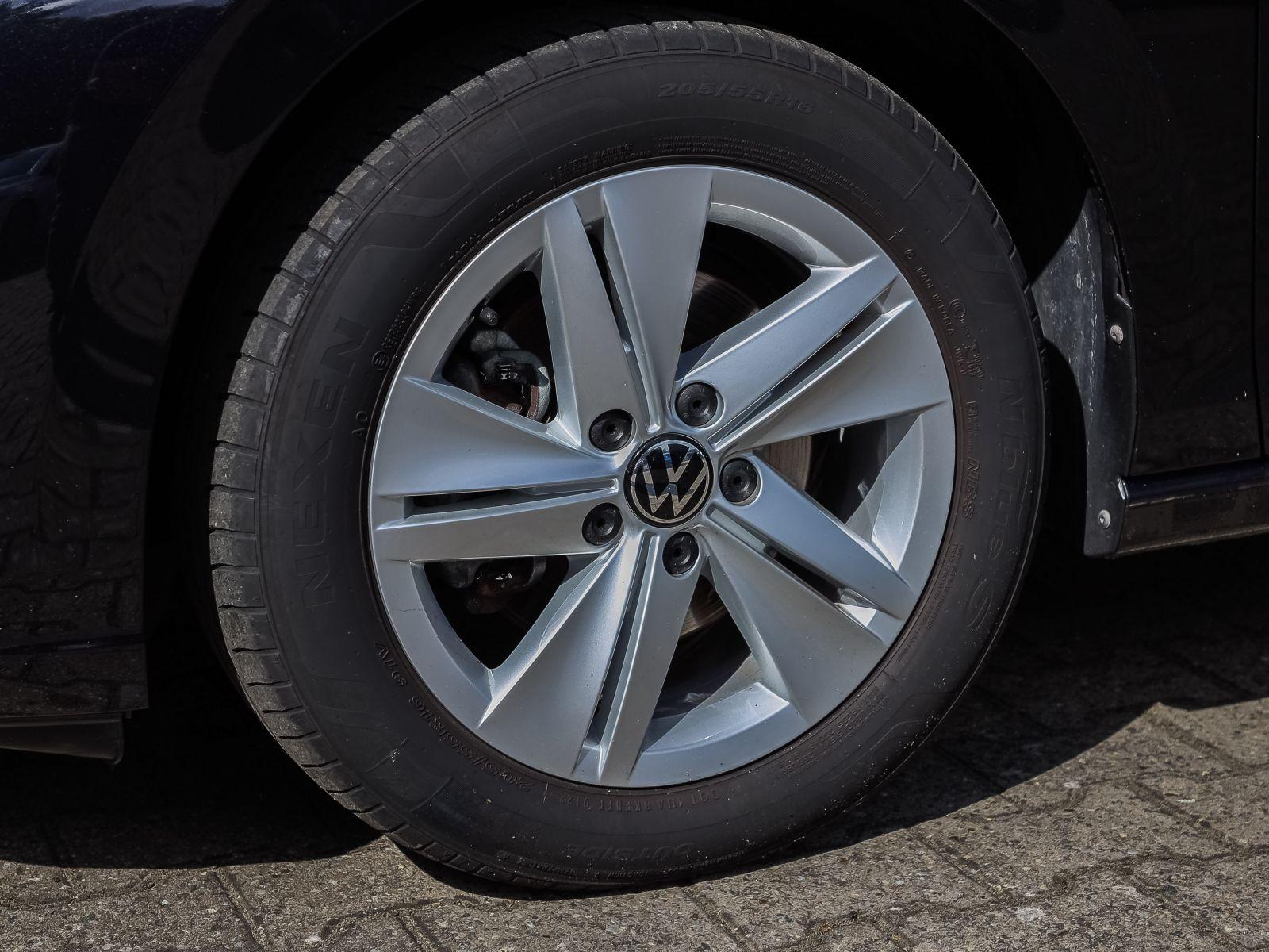 Volkswagen Golf VIII Variant 1.0 TSI Life, Navi, LED, App-C, миниатюра 9
