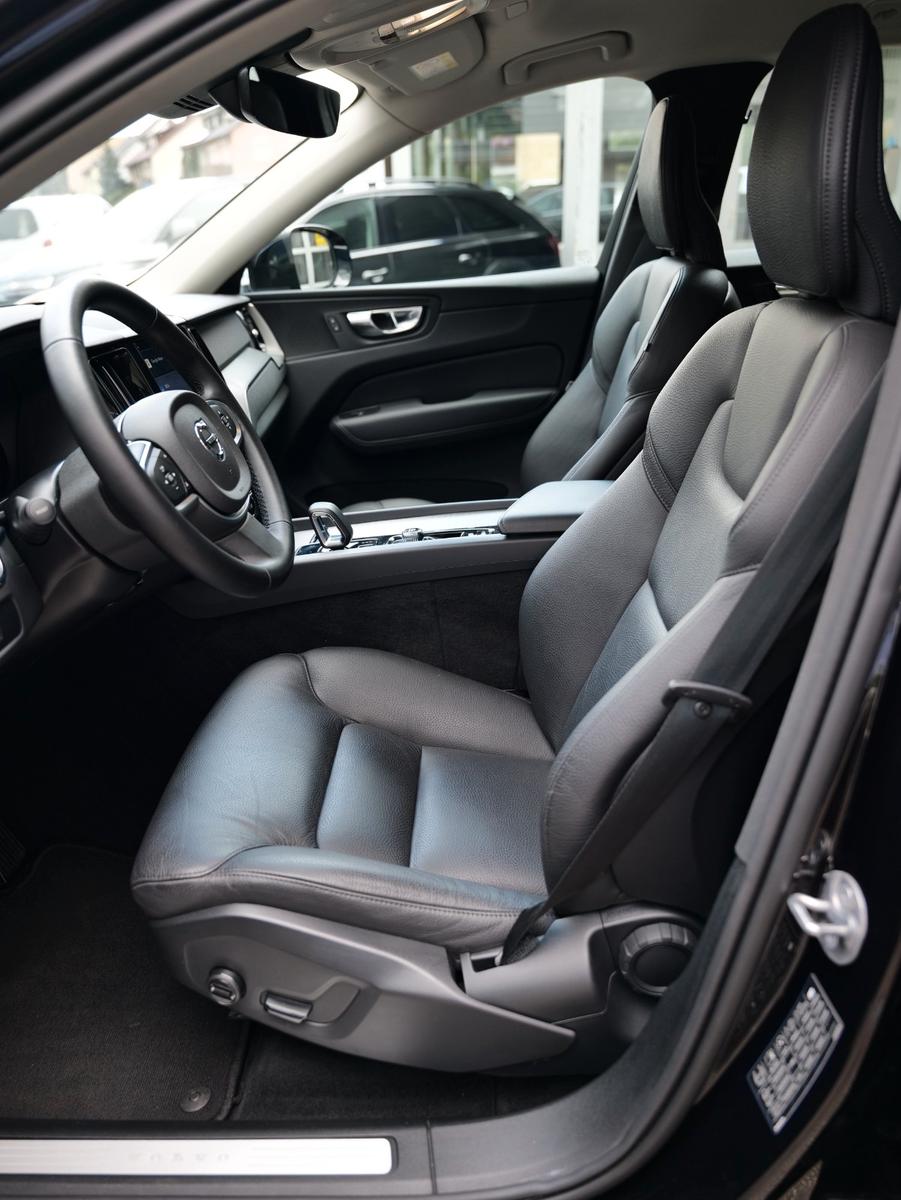 Volvo XC60 B5 Core AWD LEDER+NAVI+4xSHZ+CAM+KEYLESS, миниатюра 11