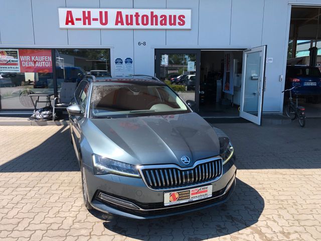 SKODA Superb Combi Style