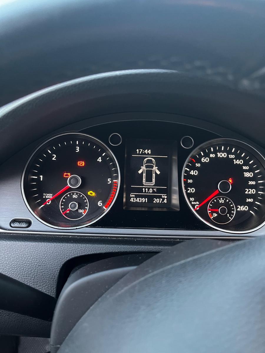 Volkswagen Passat 2013 — photo 10