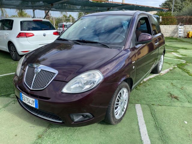 Lancia Ypsilon 1.3 MJT 75 CV AUTOMATICA