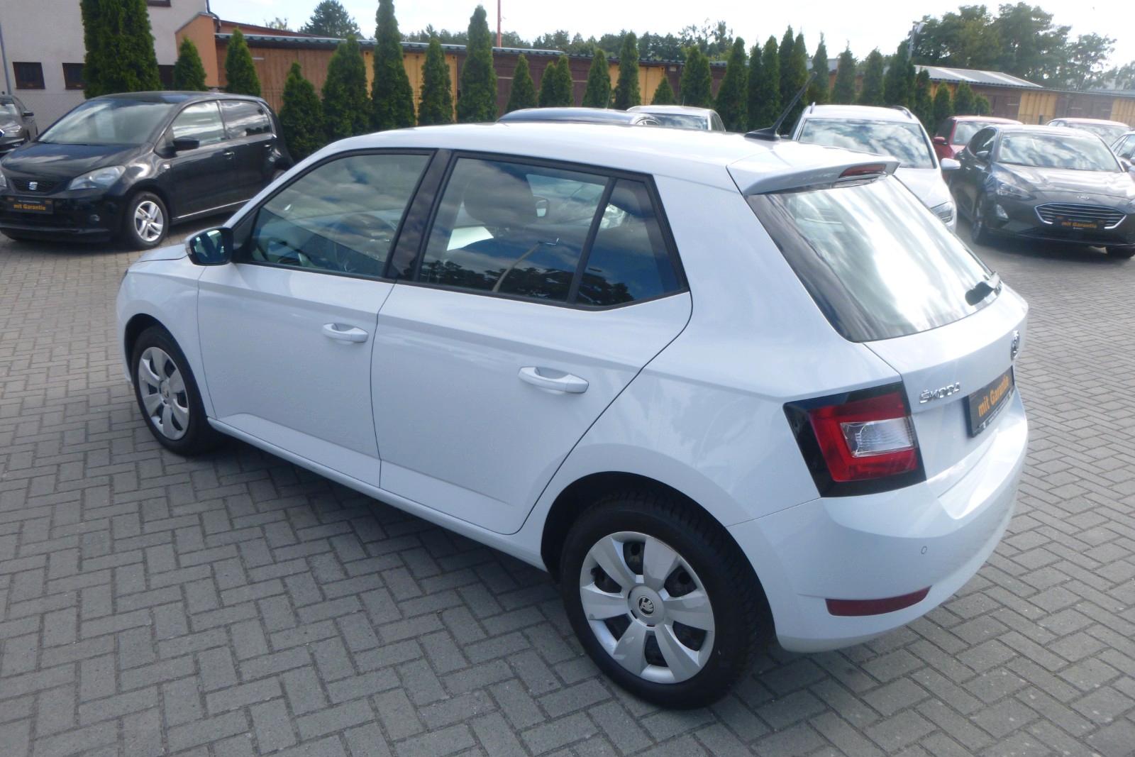 Skoda Fabia Ambition, Klima, Shzg, Einparkhilfe