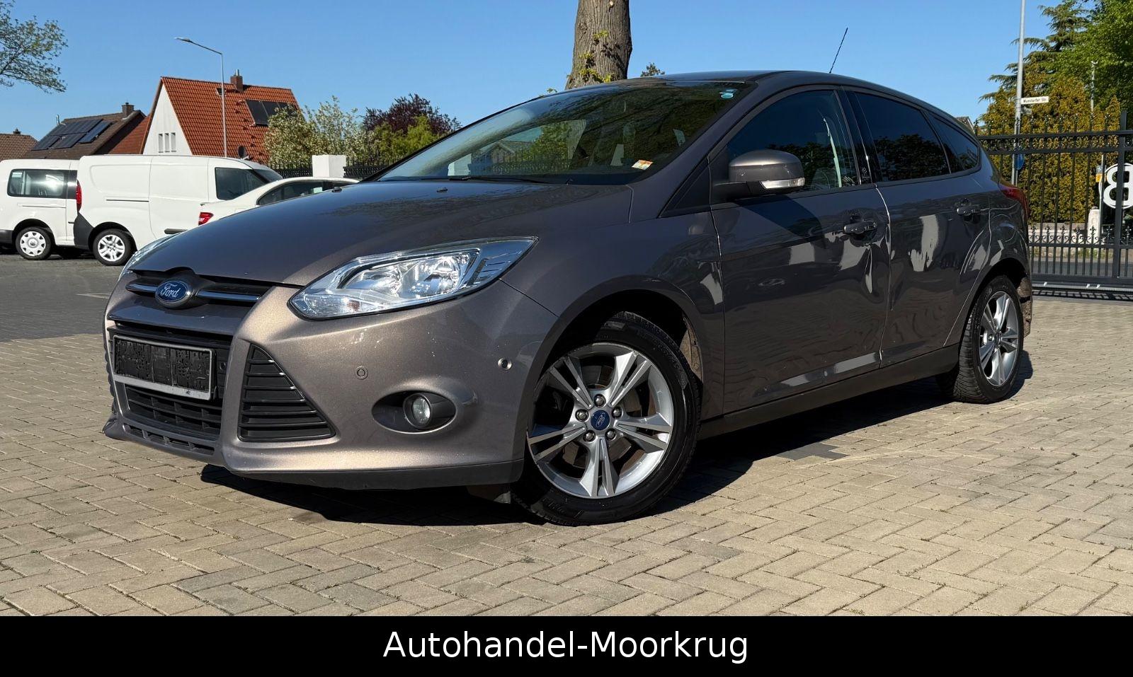 Ford Focus Lim. Champions Edition *Navigation*