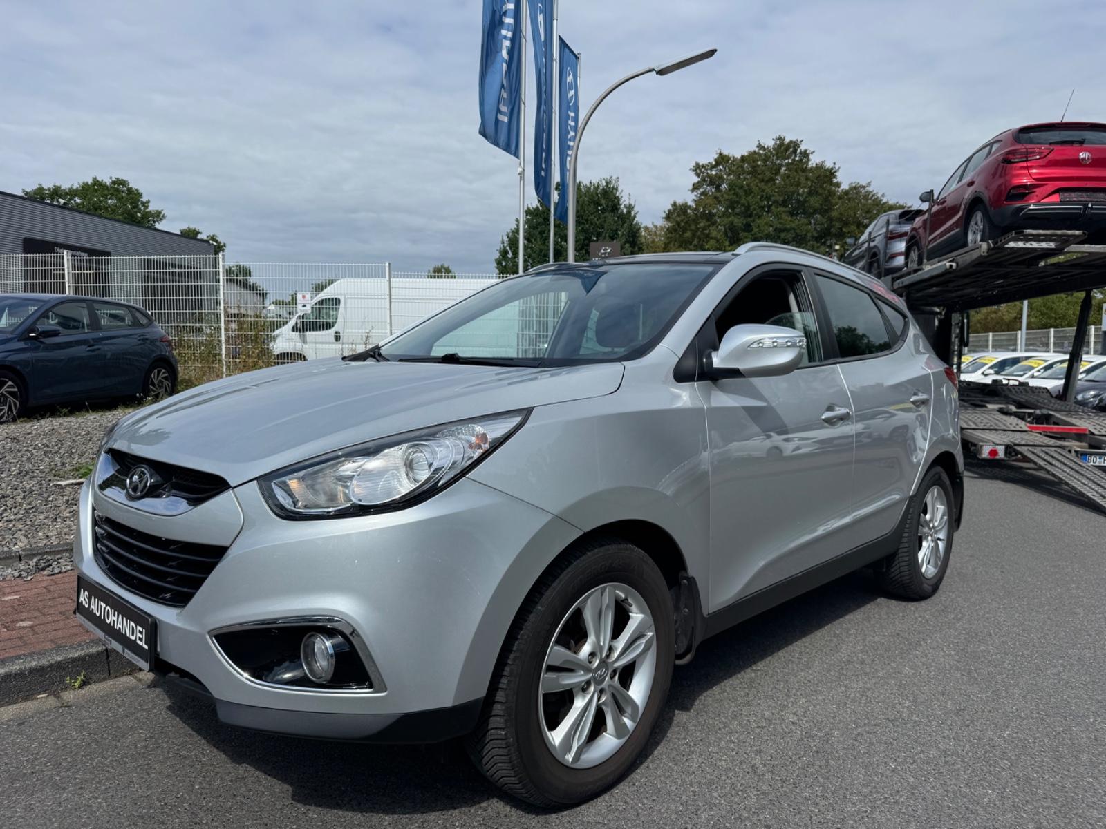 Hyundai PREMIUM/AUTOMATIK/2.HD/NAVI/LEDER/PANO/ALU/59TKM