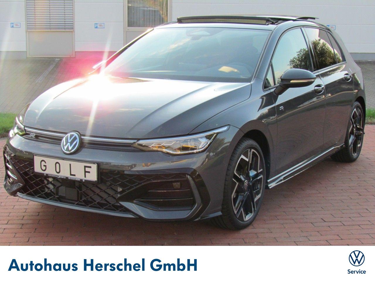 Volkswagen Golf VIII 1.5 R-Line DSG Pano 18Zoll RFK LED