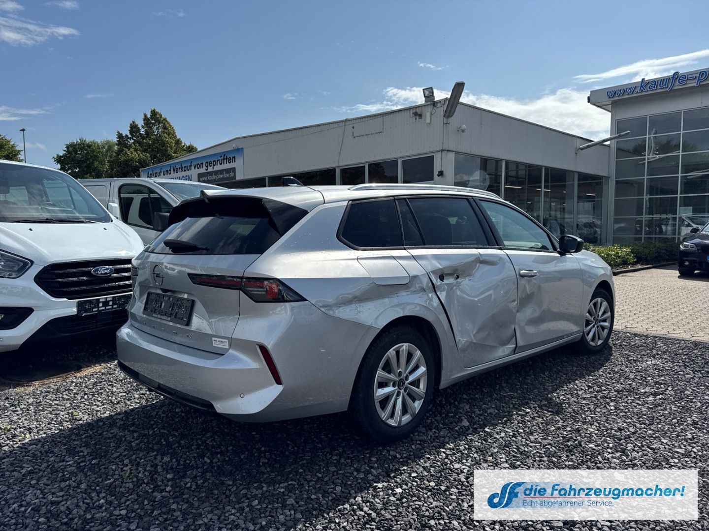 Fahrzeugabbildung Opel Astra L Sports Tourer Elegance 1.5 D EU6e *SEITE