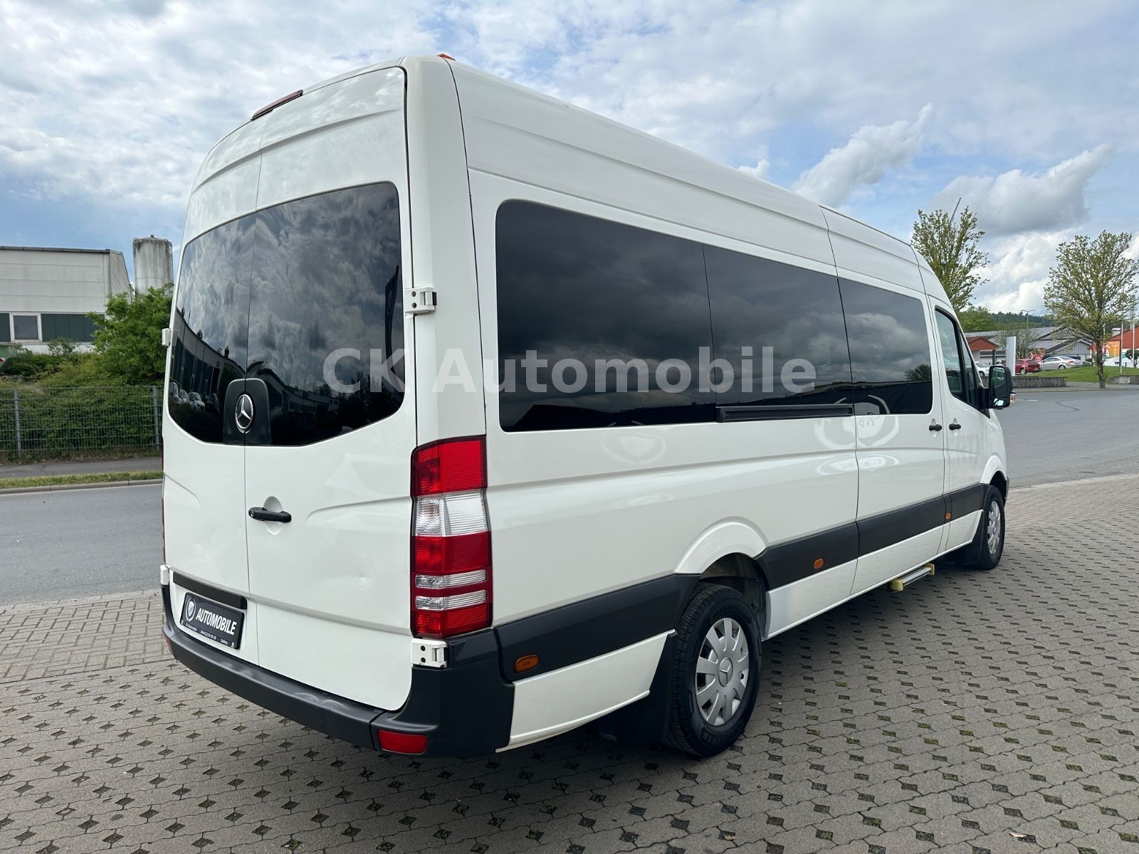 Fahrzeugabbildung Mercedes-Benz Sprinter II 316 CDI Kombi Maxi Automatik/9 Sitze