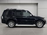 Mitsubishi Pajero 3.2 DI-D Top Automatik, 7-Sitzer, 2.Hand - Mitsubishi: 7