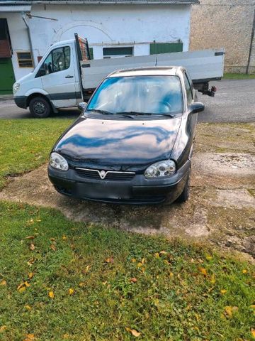 Opel corsa b mit volle Hütte