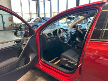 Volkswagen Golf VI Trendline *TÜV NEU*PDC*NAVI*XENON*