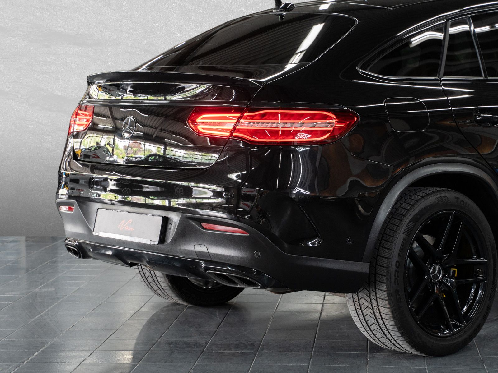 Fahrzeugabbildung Mercedes-Benz GLE 43 AMG 4Matic Coupe - Pano|360°|Airmatic|21"