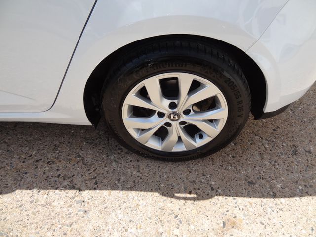 Fahrzeugabbildung Renault Megane IV Lim. 5-trg. Zen/1.Hd/Navi/SitzH/PDC/