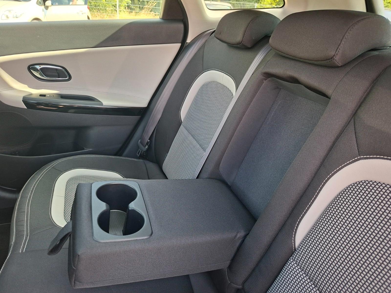 Kia cee'd 2015 — photo 21