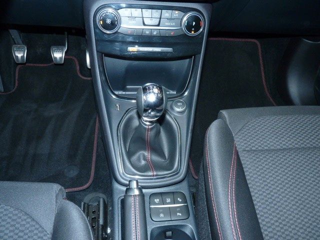Fahrzeugabbildung Ford Puma ST-Line, Winter, MHEV, LED