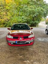 Renault Megane zu verkaufen !so schnell wie möglich! - gebrauchte Renault Megane aus dem Jahr 2002