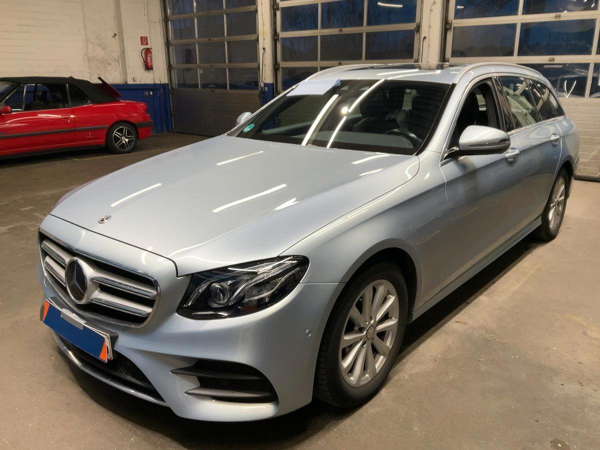 Mercedes-Benz E 220 d 9G AMG-LINE /Burmester/Multibeam