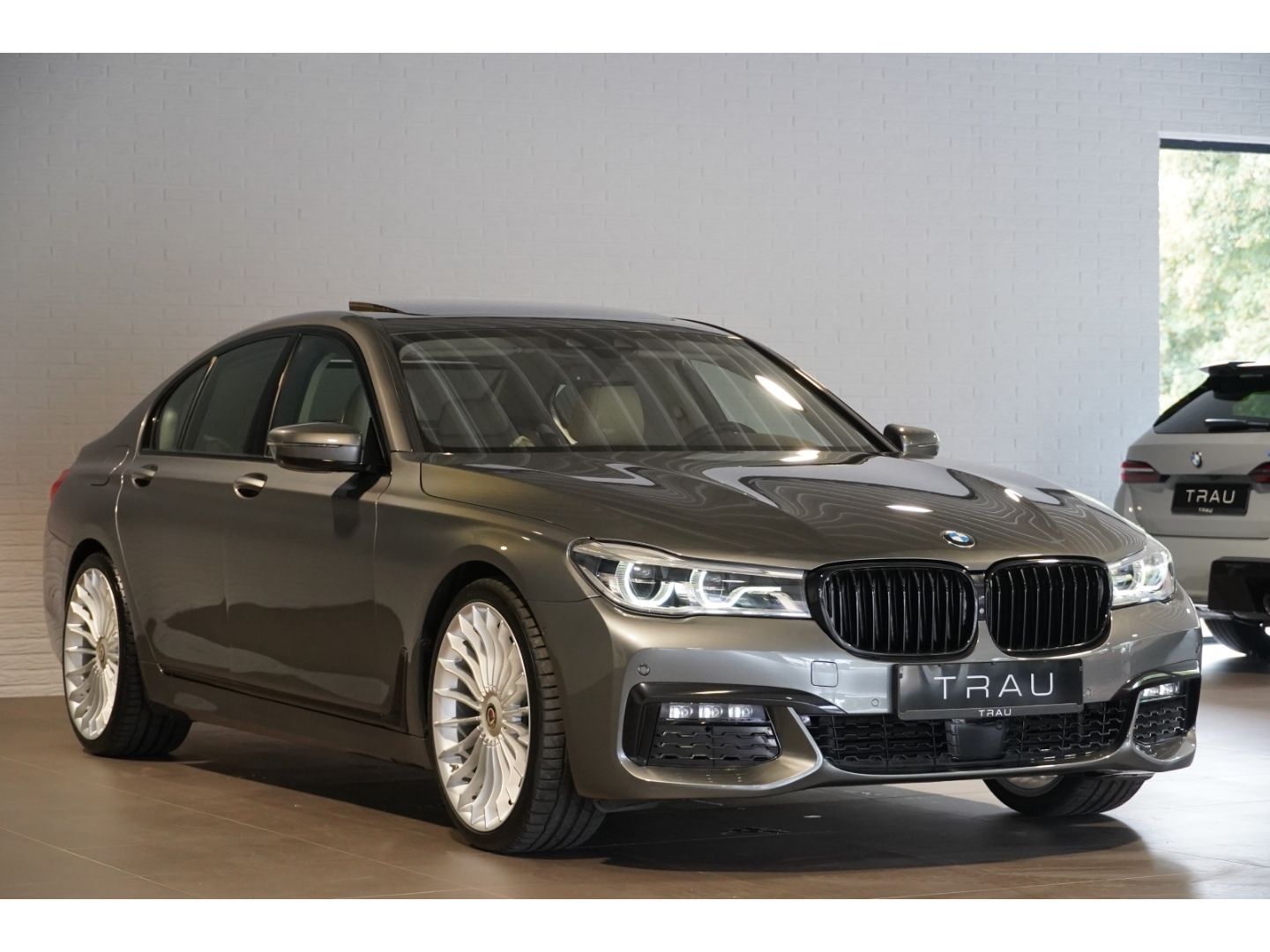 BMW 740 i Schiebe Soft Tempomat 360°Memo Luft Drivin
