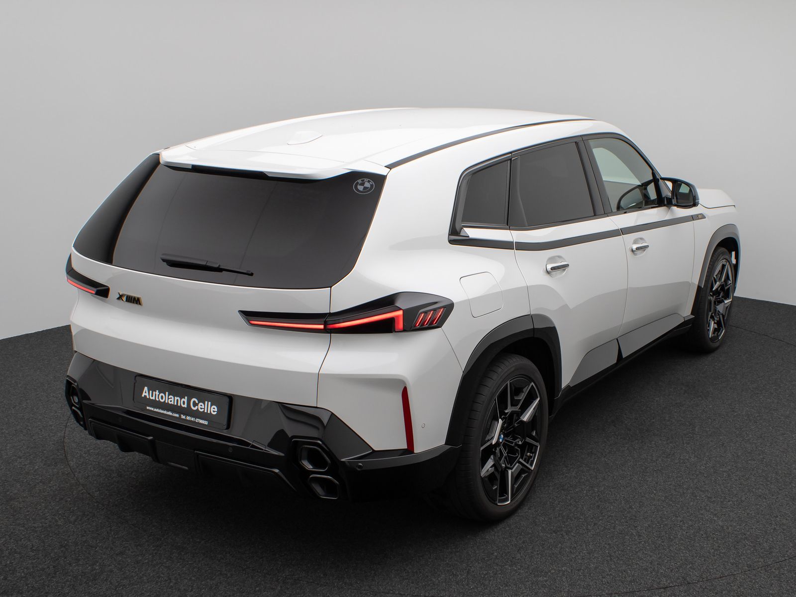 Fahrzeugabbildung BMW XM Individual M Sitze DAB B&W Massage SoftClose