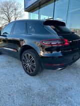 Porsche Macan 2.0Turbo Pano, Nav, Leder, Luft - Porsche: 2.0
