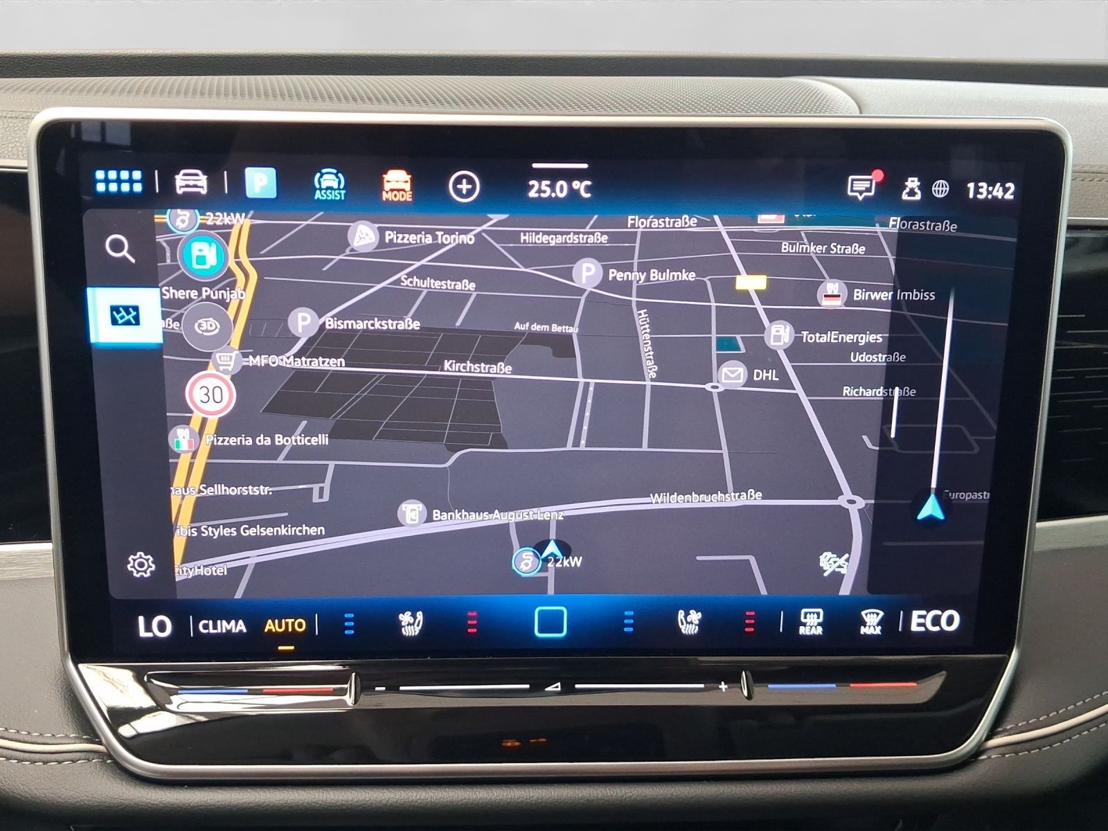 Volkswagen Passat Variant - Bild 12