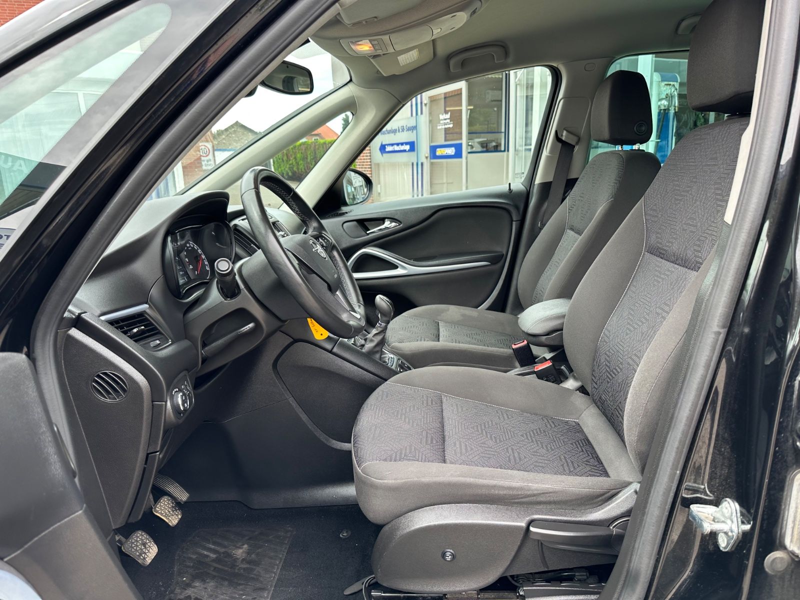 Fahrzeugabbildung Opel Zafira 1.4 Turbo ON 7-Sitze/Navi/Shzg/GRA/BT