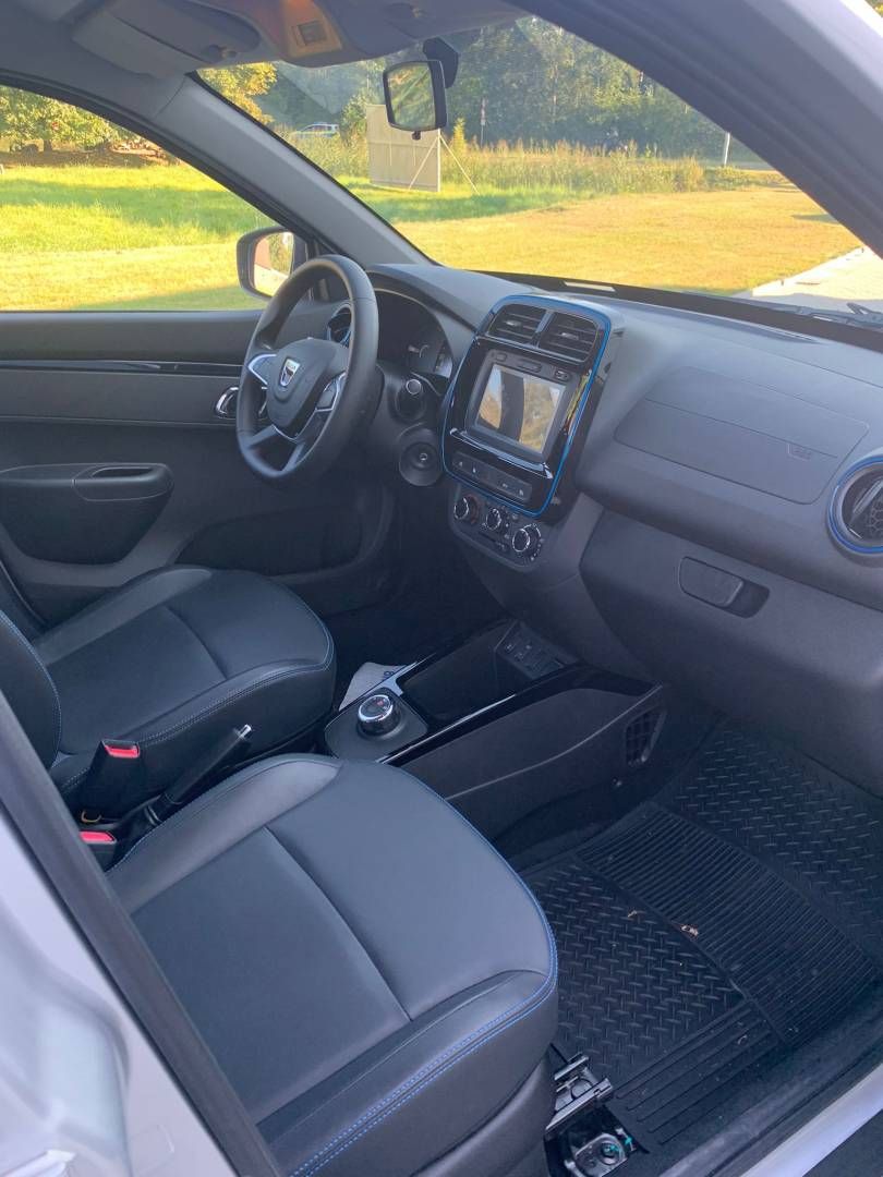 Fahrzeugabbildung Dacia Spring Business