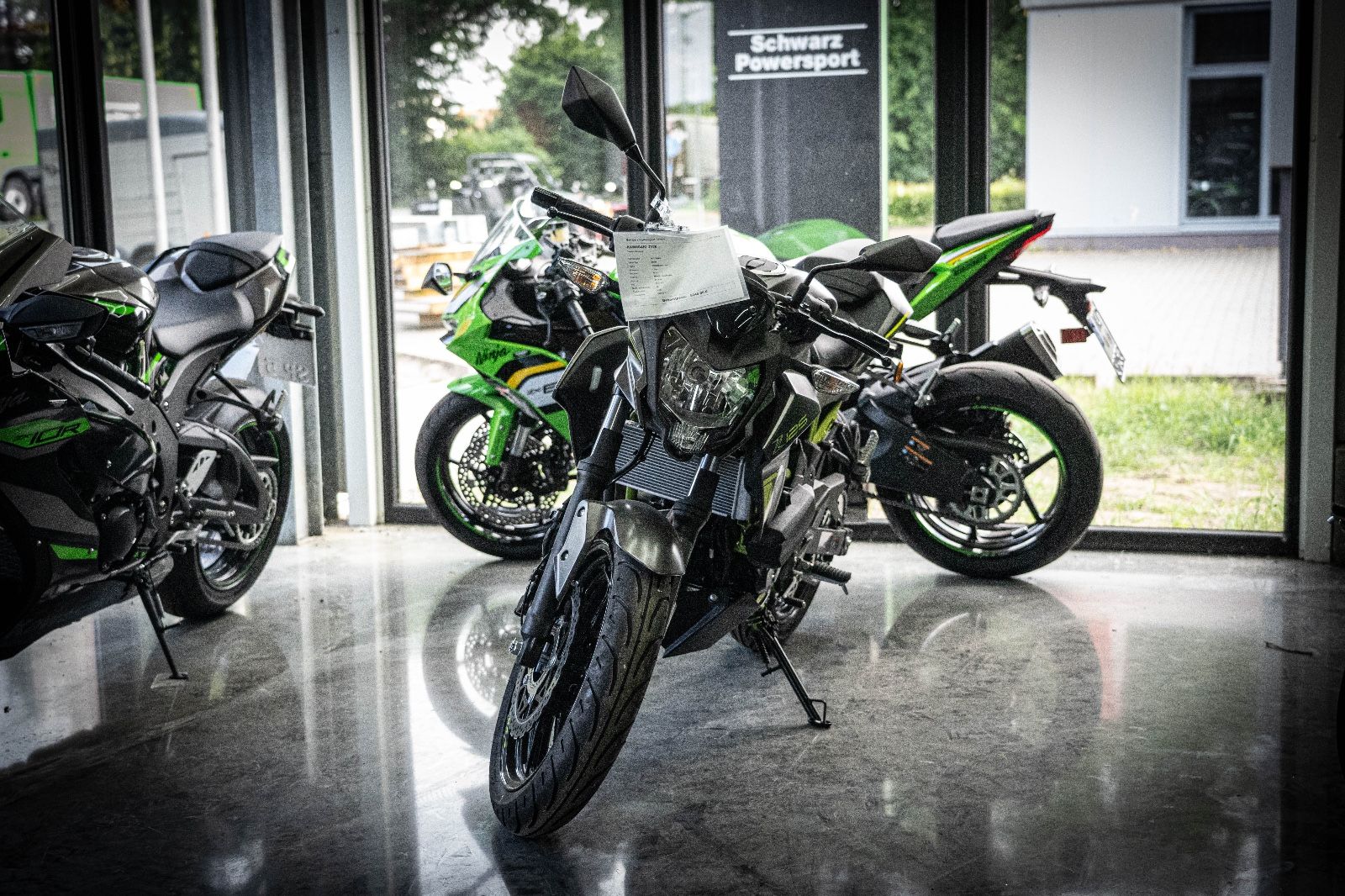 Fahrzeugabbildung Kawasaki Z125  4 Jahre Garantie