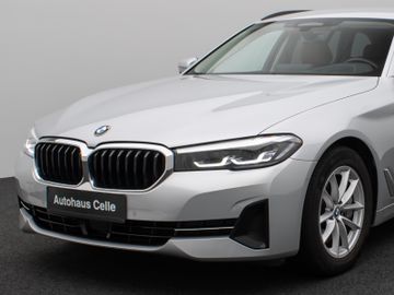 Fahrzeugabbildung BMW 530d Tour HUD ACC Kamera DAB  Komfortzugang