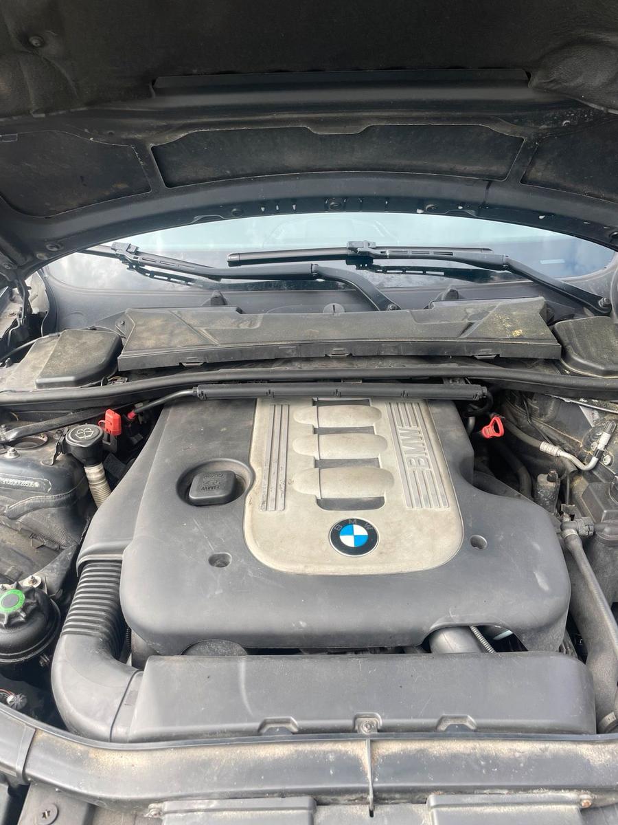 BMW 330 2007 — photo 10