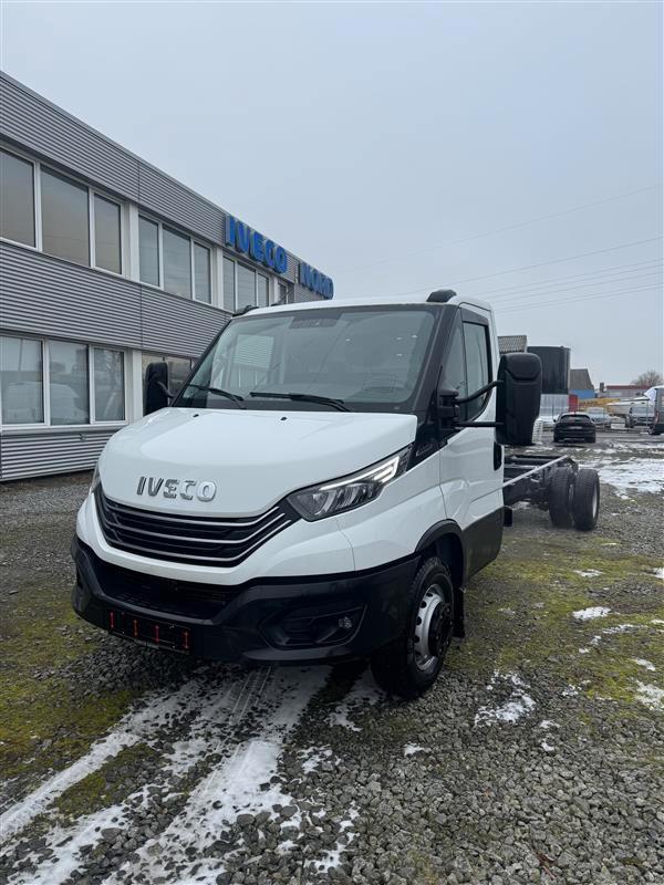 Iveco 70C18HA8/P*5100mm*LED*Klima*Navi*